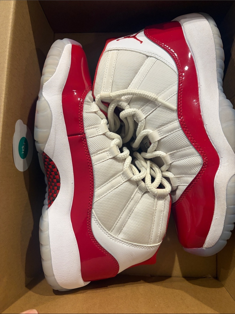 Jordan Kids Retro 11 Sneakers - White & Red